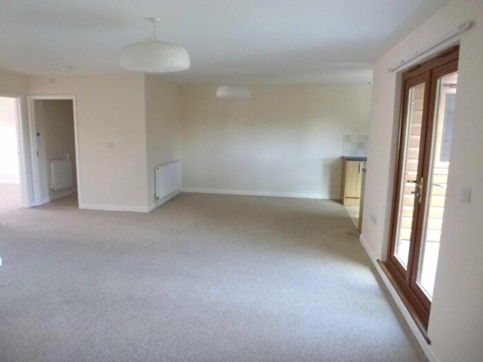 3 Bedroom Flat To Rent In Week St Mary, Holsworthy, EX22