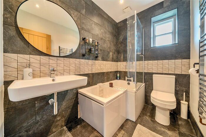 3 Bedroom Apartment For Sale In Thorverton, Exeter, EX5