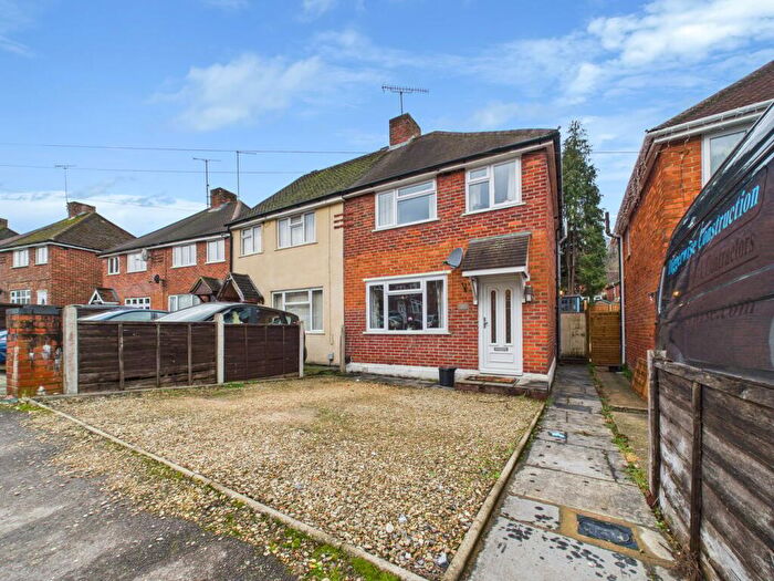 3 Bedroom Semi Detached House For Sale In Rodway Road, Tilehurst, Reading, RG30