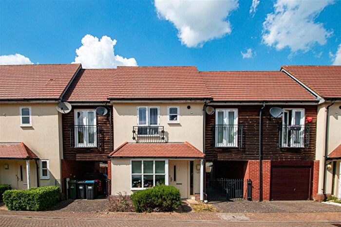 2 Bedroom Property To Rent In Tyhurst, Middleton, Milton Keynes, MK10