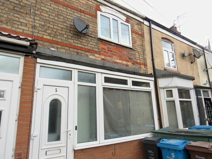 2 Bedroom Terraced House To Rent In St. Georges Terrace, Redbourne Street, Hull, HU3