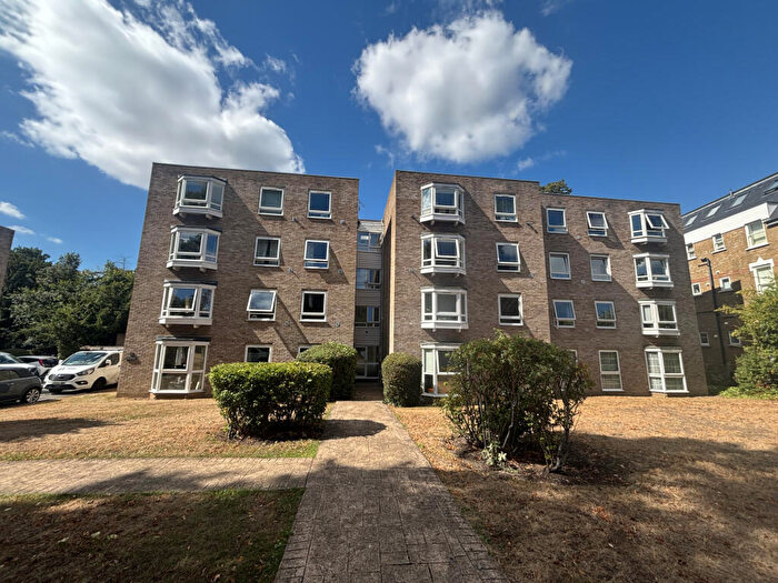 1 Bedroom Flat To Rent In Copers Cope Road, Beckenham, BR3