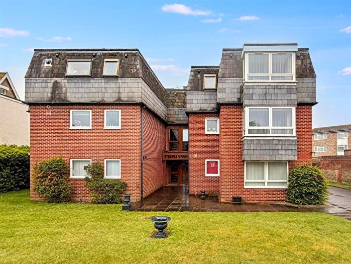 2 Bedroom Flat For Sale In Mill Road, Eastbourne, BN21