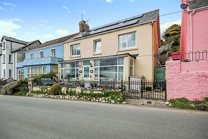 8 Bedroom Semi-Detached House For Sale In Amroth, Narberth, Pembrokeshire, SA67