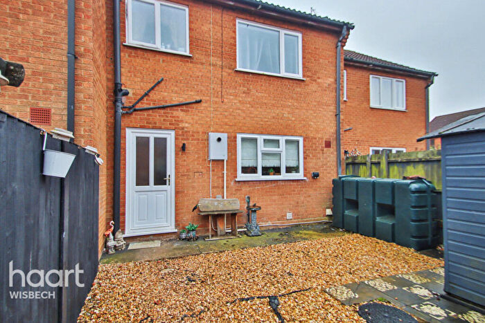 3 Bedroom Terraced House For Sale In Springfield Road, Walpole St Andrew, PE14