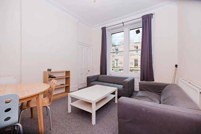 3 Bedroom Flat To Rent In L Panmure Place, Edinburgh, EH3