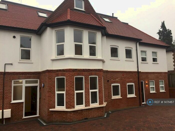 1 Bedroom Flat To Rent In Purley, Purley, CR8