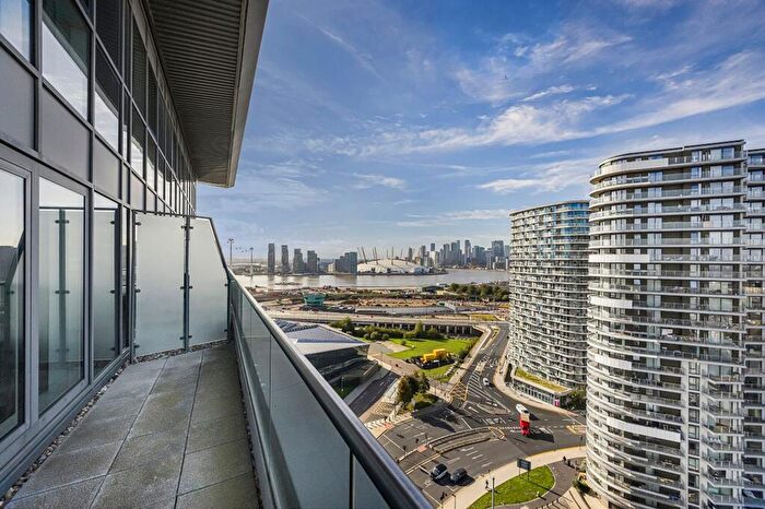 2 Bedroom Duplex To Rent In Western Gateway, Alaska Apartments, E16