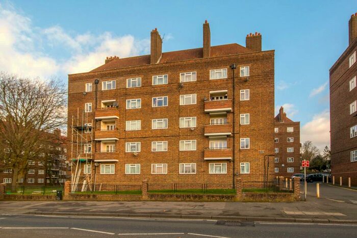 2 Bedroom Flat To Rent In Peckham Rye, Peckham, London, SE15