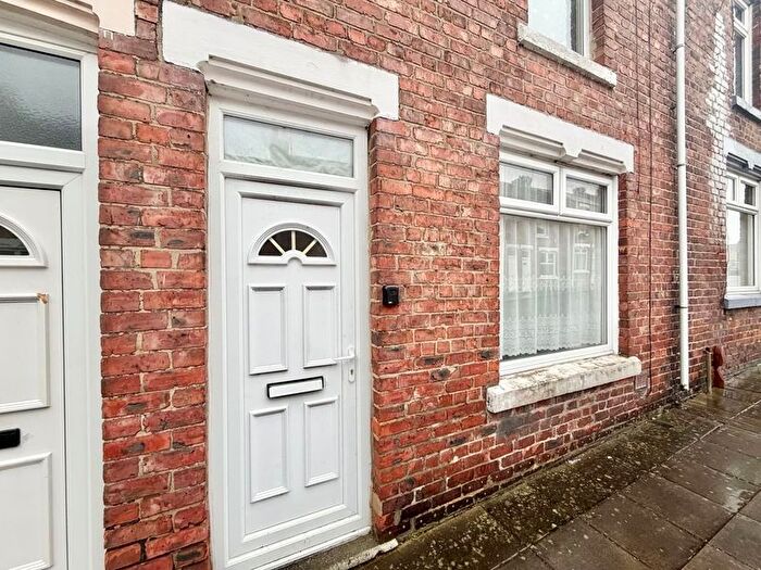 2 Bedroom Terraced House To Rent In George Street, Shildon, DL4