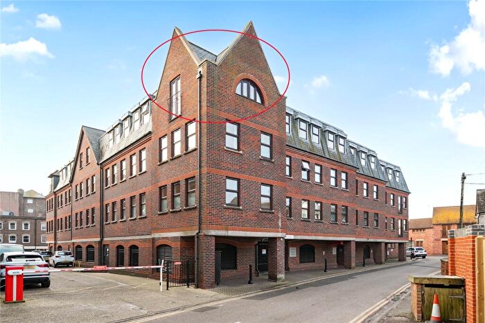 2 Bedroom Apartment For Sale In The Seed Warehouse, Strand Street, Poole, BH15