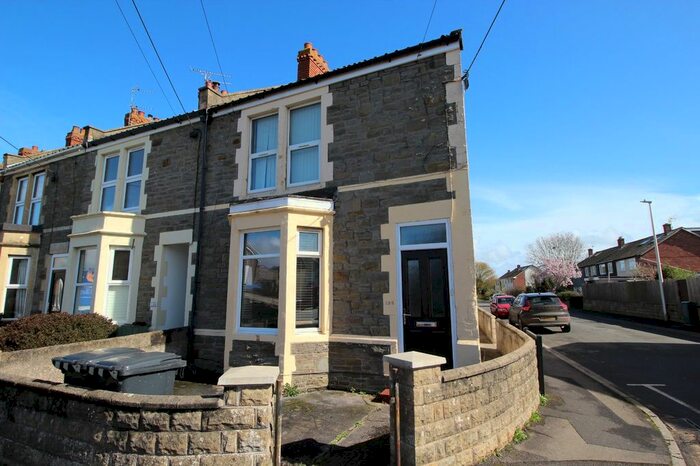 1 Bedroom Flat To Rent In Kenn Road, Clevedon, North Somerset, BS21
