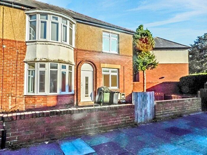 2 Bedroom Flat To Rent In Closefield Grove, Whitley Bay, NE25