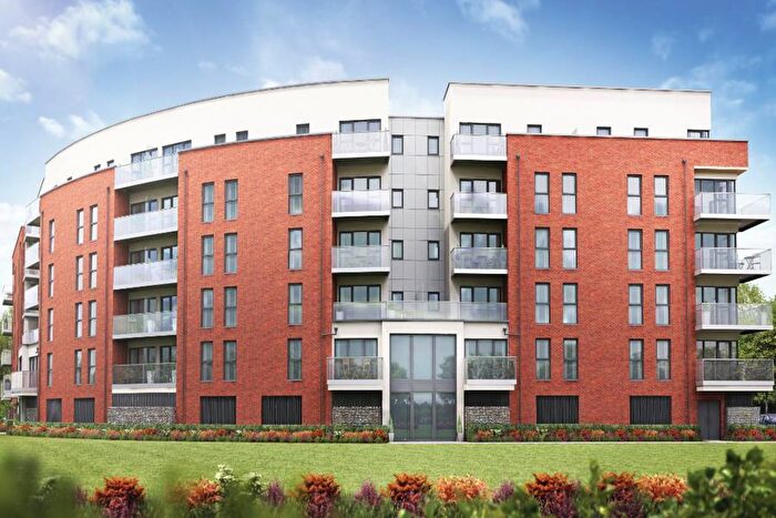 2 Bedroom Flat To Rent In Brunel House, Chancellor Way, Dagemham, RM8