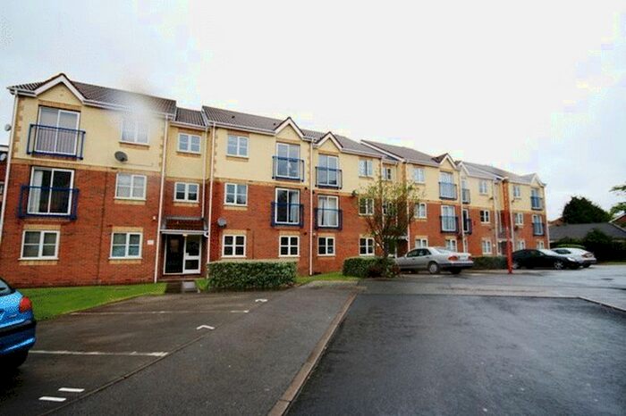 2 Bedroom Flat To Rent In Keer Court, Birmingham, B9