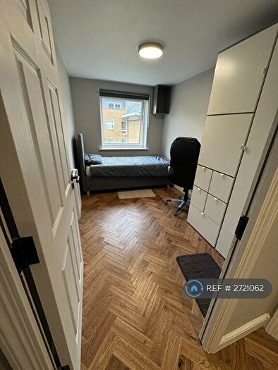 2 Bedroom Flat To Rent In Cline Road, London, N11