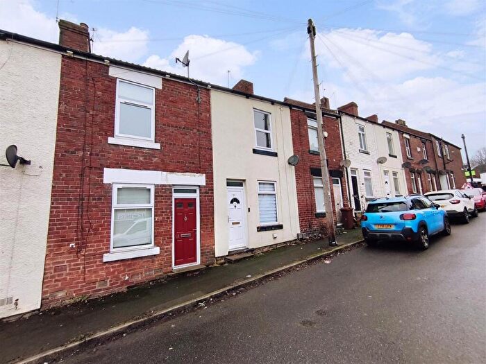2 Bedroom Terraced House For Sale In New Street, Royston, Barnsley, S71
