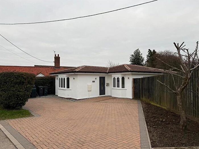 3 Bedroom Detached Bungalow For Sale In The Tye, Barking, IP6