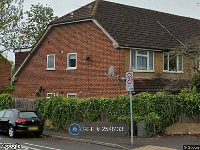 1 Bedroom Flat To Rent In Langley Road, Slough, SL3