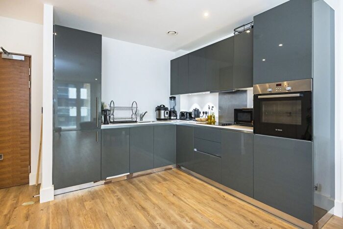 1 Bedroom Flat To Rent In Compton House, Woolwich, SE18