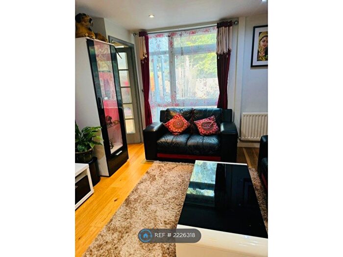 3 Bedroom Terraced House To Rent In St. Norbert Road, London, SE4