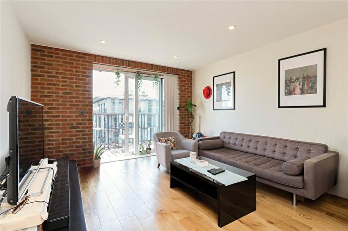 2 Bedroom Apartment For Sale In Major Draper Street, Woolwich, SE18