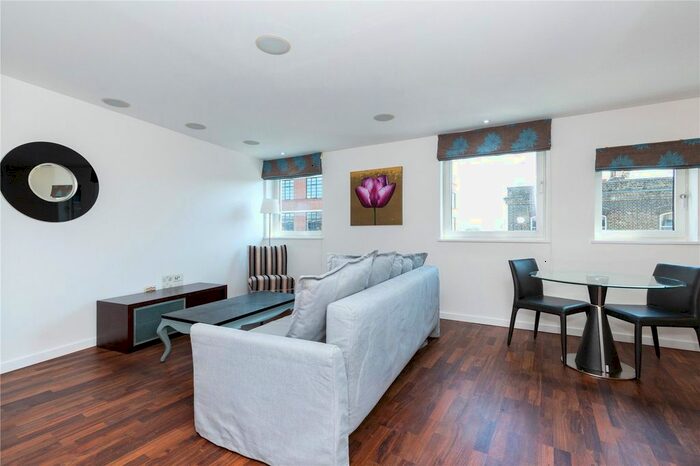 1 Bedroom Flat To Rent In Islington On The Green, A Islington Green, Angel, London, N1