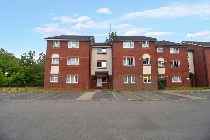 1 Bedroom Flat To Rent In Flaxfield Court, Basingstoke, RG21