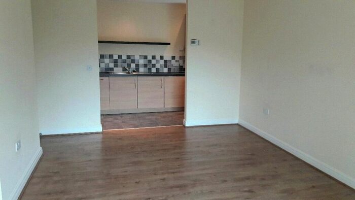 2 Bedroom Flat To Rent In Watery Court, St. Helens, Merseyside, WA9