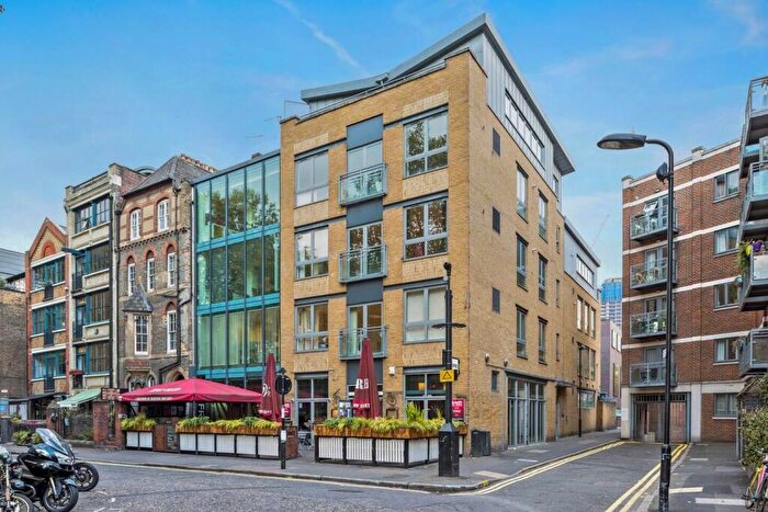 2 Bedroom Flat To Rent In Hoxton Square, Shoreditch, N1