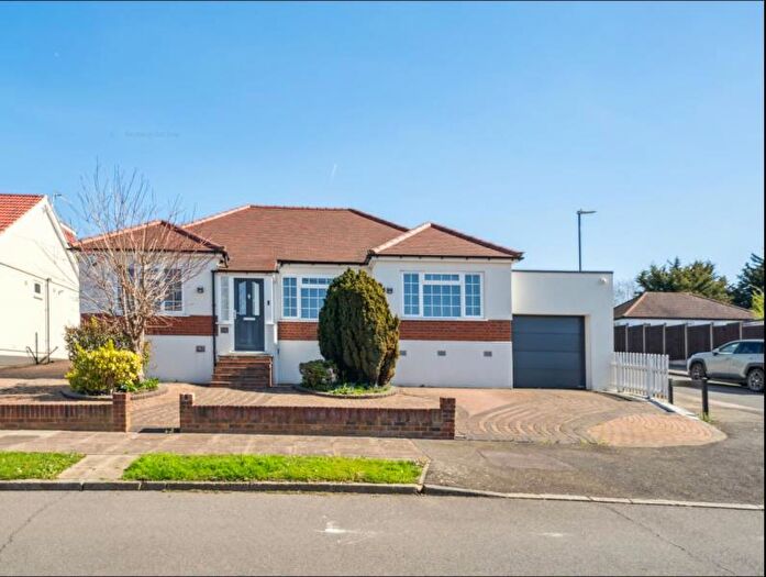 4 Bedroom Bungalow To Rent In Lyndhurst Gardens, HA5