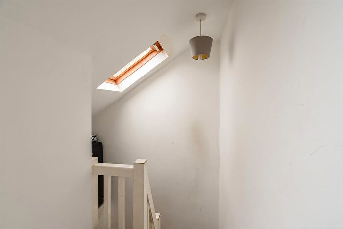 3 Bedroom Terraced House For Sale In Wilfred Street, Barry, CF63