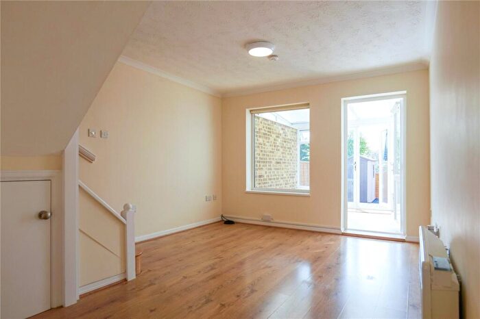 1 Bedroom Terraced House To Rent In Colmworth Close, Lower Earley, Reading, Berkshire, RG6