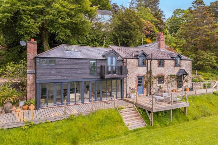 4 Bedroom Detached House For Sale In Fishpond, Bridport, DT6