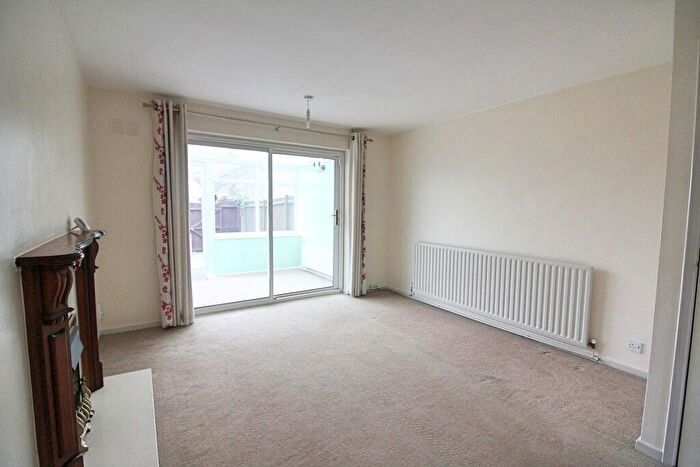 2 Bedroom End Of Terrace House To Rent In Alport Way, Wigston, Leicester, LE18
