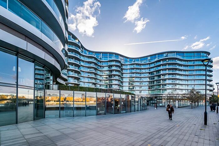 2 Bedroom Apartment To Rent In Hester Road London, SW11