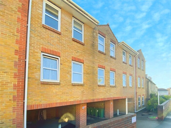 Studio To Rent In Hartnup Street, Maidstone, Kent, ME16