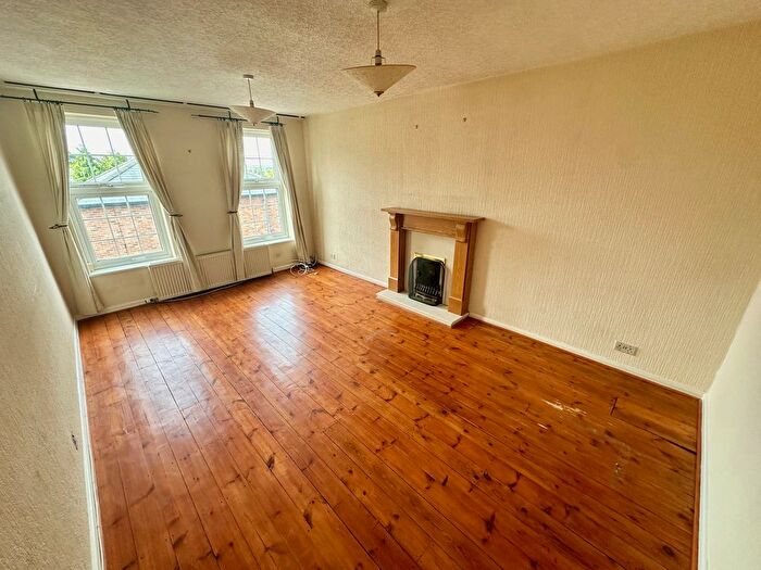 2 Bedroom Property To Rent In Wentworth Street, Wakefield, WF1