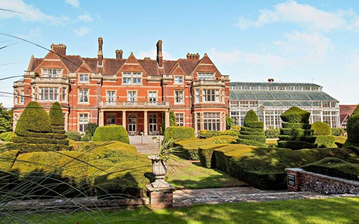 3 Bedroom Flat For Sale In Kirby Road, Trowse, Norwich, Norfolk, NR14