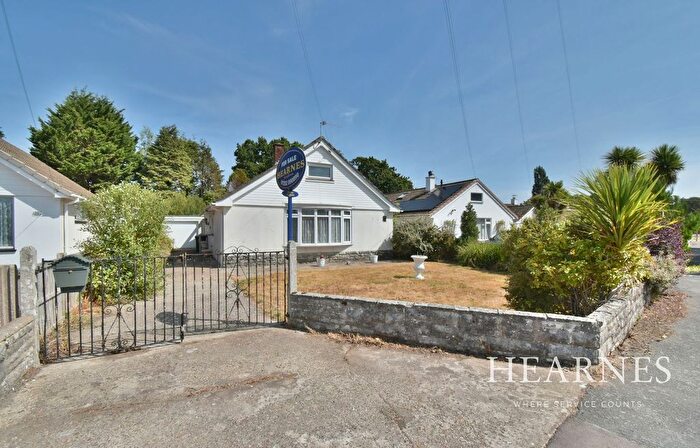 2 Bedroom Detached Bungalow For Sale In Melbury Close, Ferndown, BH22