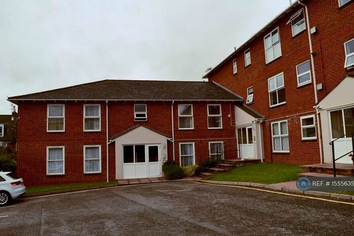 2 Bedroom Flat To Rent In Fairpark Road, Exeter, EX2