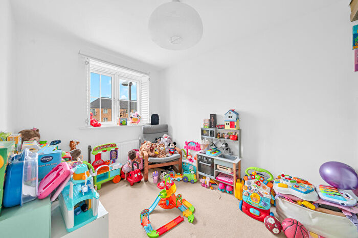 4 Bedroom Terraced House To Rent In Ravens Dene, Chislehurst, Kent, BR7