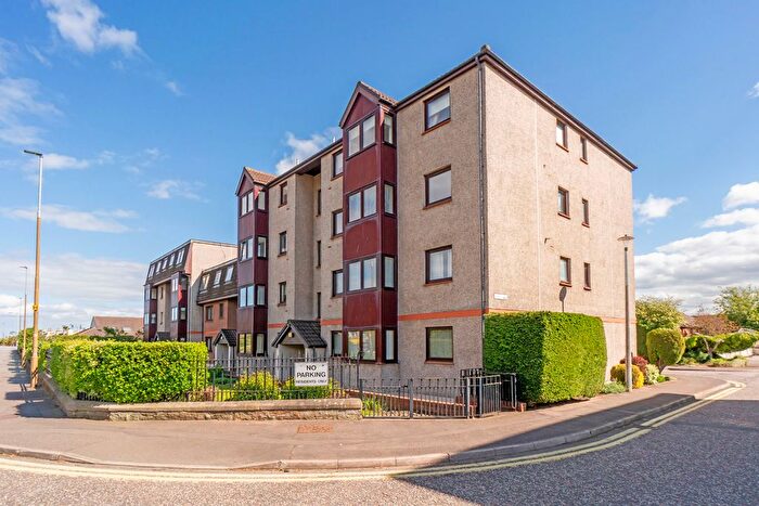 1 Bedroom Flat For Sale In / Moira Terrace, Craigentinny, Edinburgh, EH7