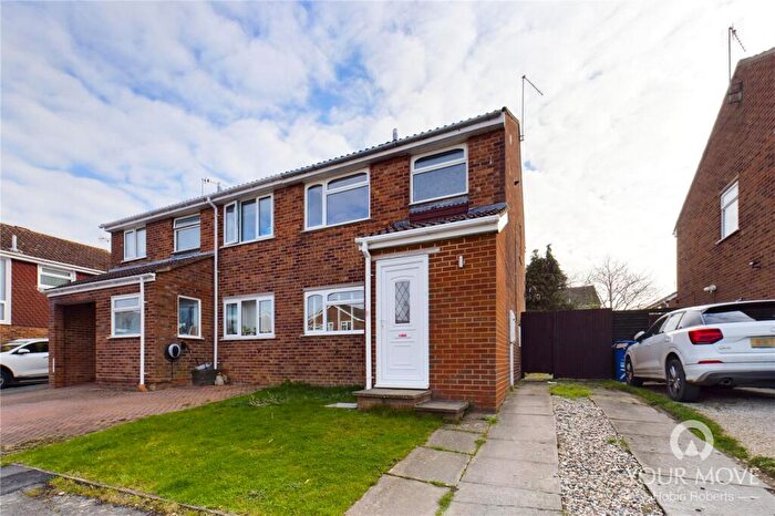 3 Bedroom Semi-Detached House To Rent In Beech Close, Bugbrooke, Northampton, NN7
