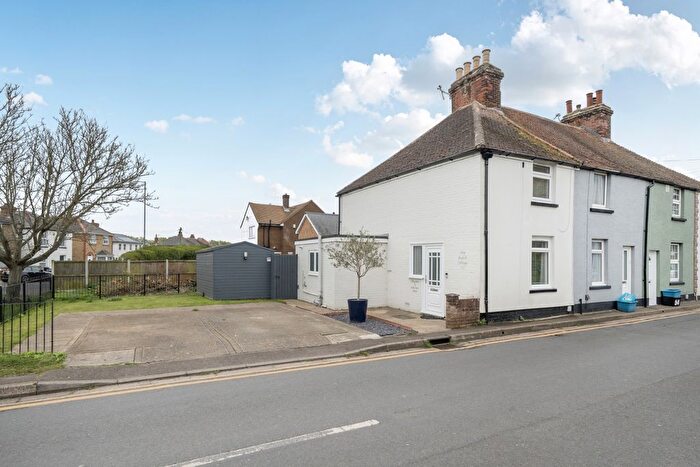 2 Bedroom Terraced House For Sale In Dover Road, Sandwich, CT13