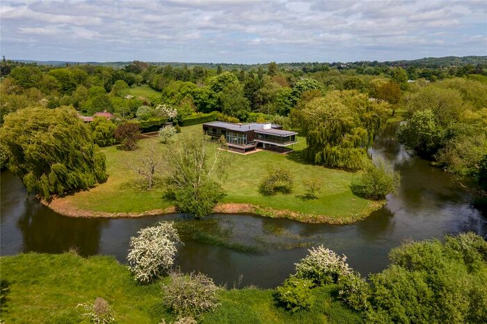 5 Bedroom Detached House To Rent In Loddon Drive, Wargrave, Reading, Berkshire, RG10