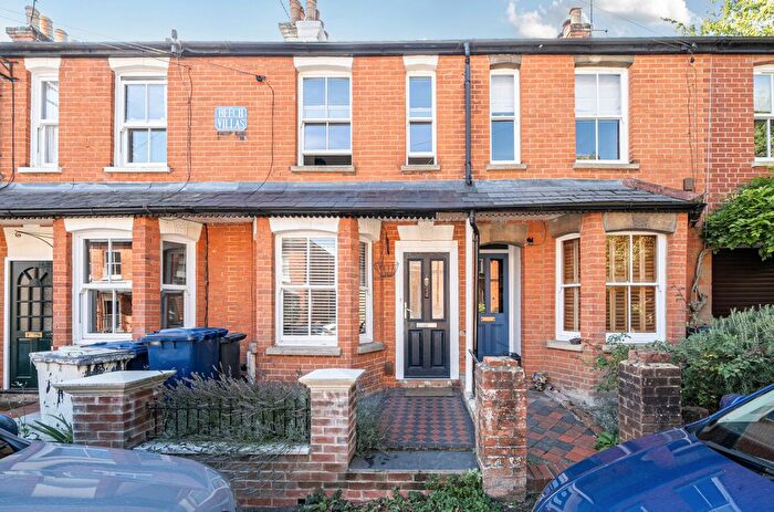 3 Bedroom Terraced House To Rent In Park Road, Farnham, Surrey, GU9