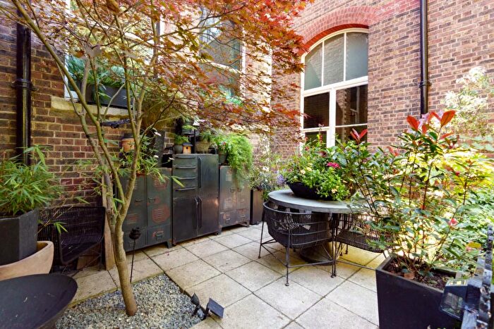 2 Bedroom Flat For Sale In Old College House, Richmond Terrace, Brighton, BN2