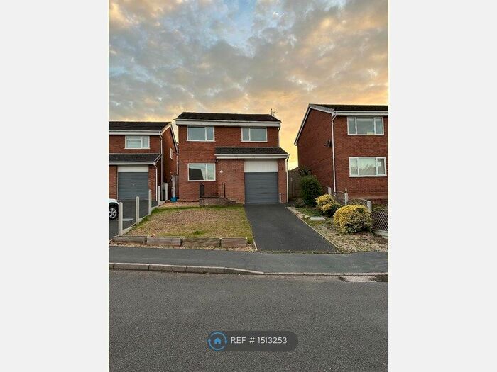 3 Bedroom Detached House To Rent In Ludlow Drive, Stirchley, Telford, TF3