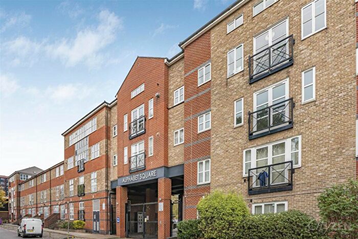 4 Bedroom House For Sale In Alphabet Square, Bow, E3